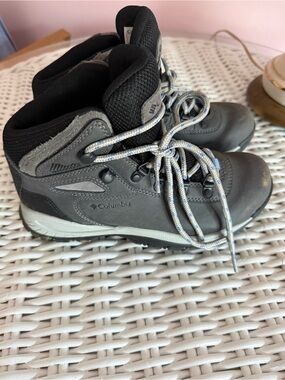 Women’s Columbia Newton Ridge Plus Waterproof Hiking Boots